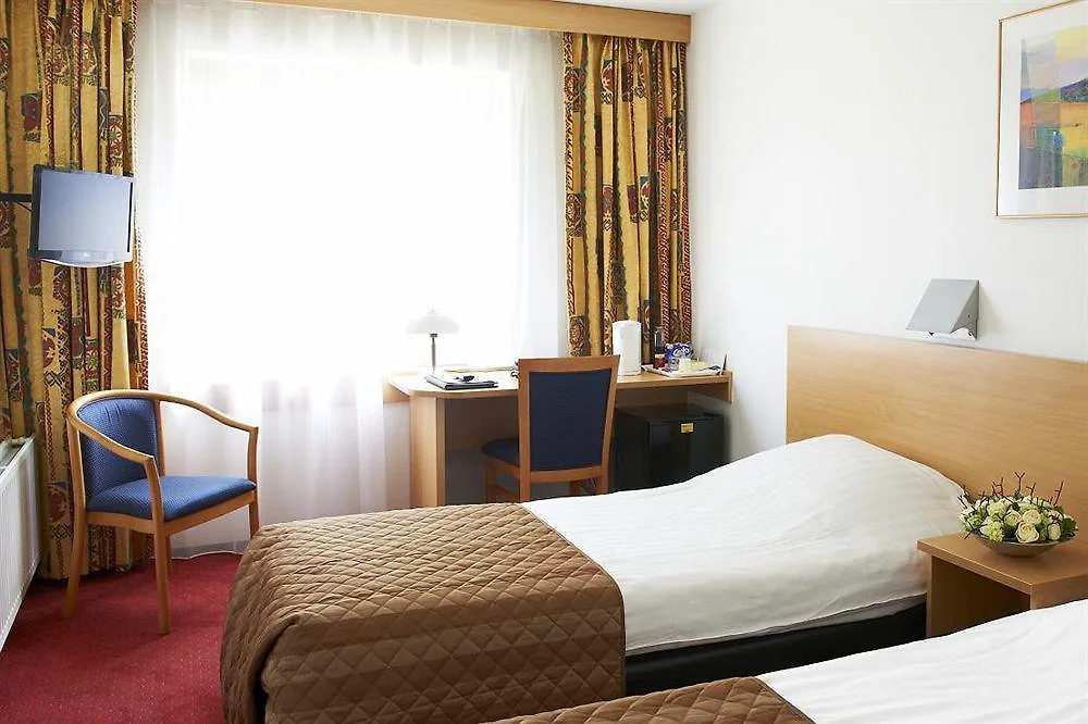 Bastion Hotel Amsterdam Zuidwest 3*,  Netherlands
